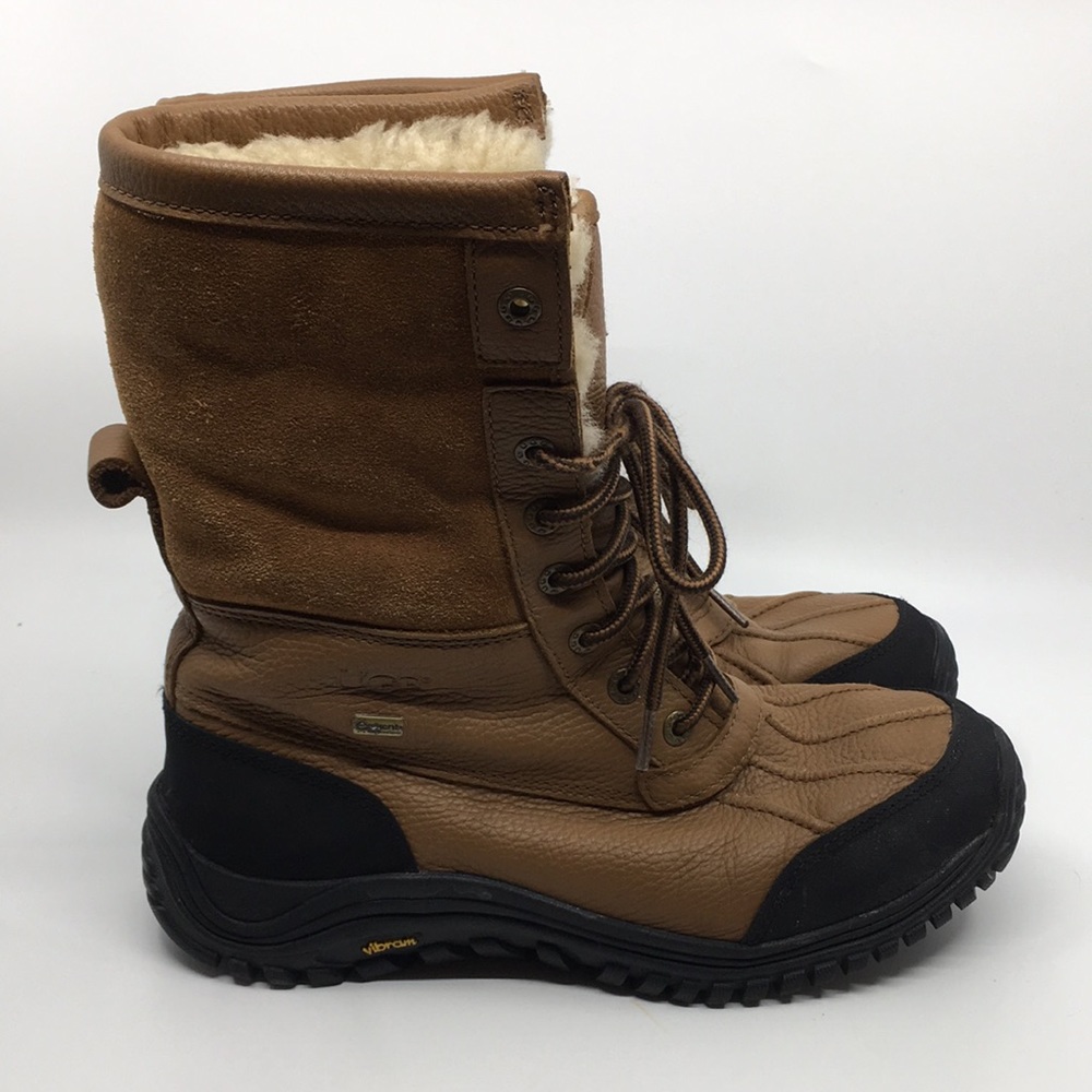 UGG Adirondack II Waterproof Winter Snow boots Size 10